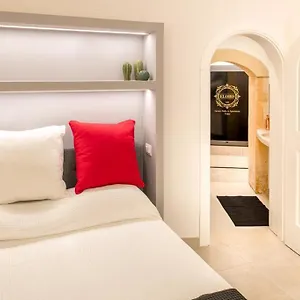 https://esperia-luxury-suite-apartment-noto.sicilyhotelsitaly.net