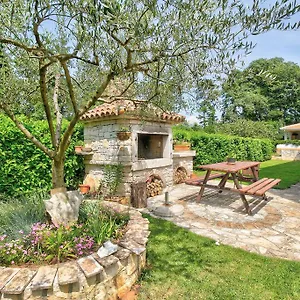 https://apartments-vera-umag.in-istria.net